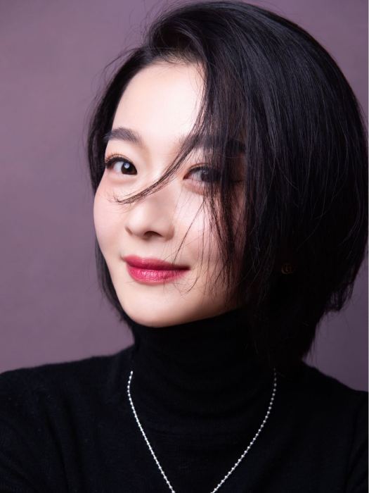 王金晶(導演、主持人、演員) 王金晶(導演、主持人、演員)