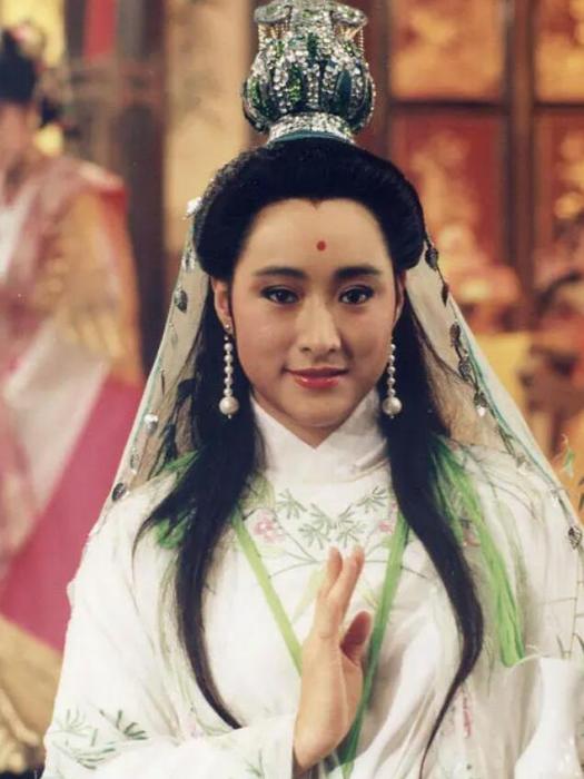 觀世音(1992年《新白娘子傳奇》中的角色) 觀世音(1992年《新白娘子傳奇》中的角色)