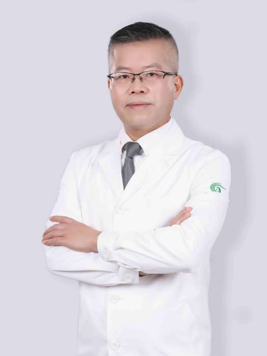 陳小劍(上海華美醫療美容醫院執業醫師) 陳小劍(上海華美醫療美容醫院執業醫師)