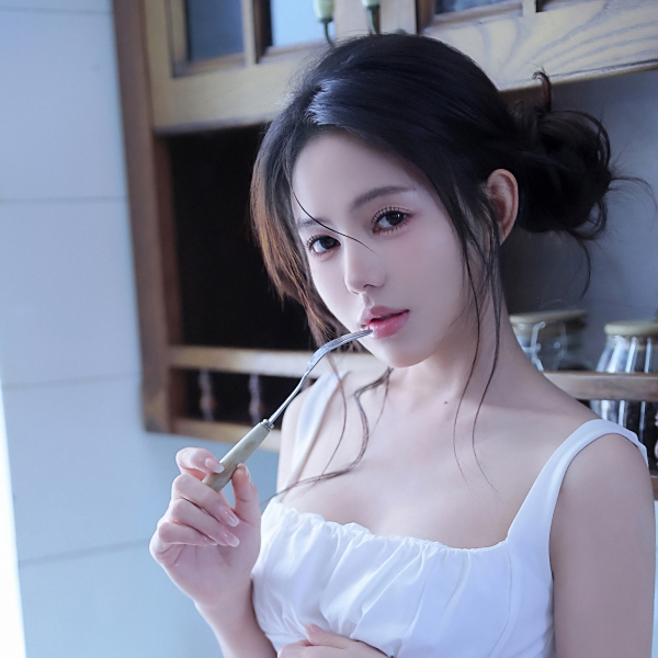 夏婧苒