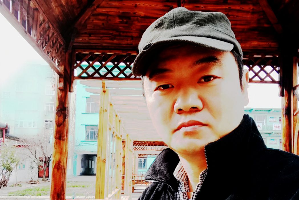 王長江(中國工筆畫會會員、教師) 王長江(中國工筆畫會會員、教師)