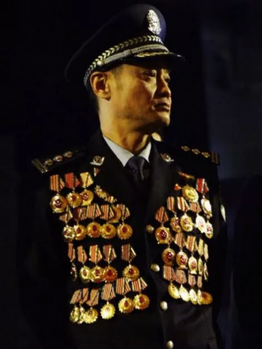 程鵬(蘭州鐵路公安處技術偵查大隊大隊長) 程鵬(蘭州鐵路公安處技術偵查大隊大隊長)