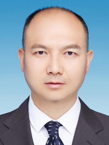 許波(雲南省昆明市商務局黨組成員、副局長) 許波(雲南省昆明市商務局黨組成員、副局長)