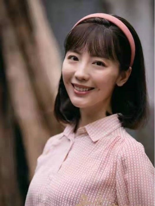 張曉晴(當代都市劇《親愛的孩子們》中的角色) 張曉晴(當代都市劇《親愛的孩子們》中的角色)
