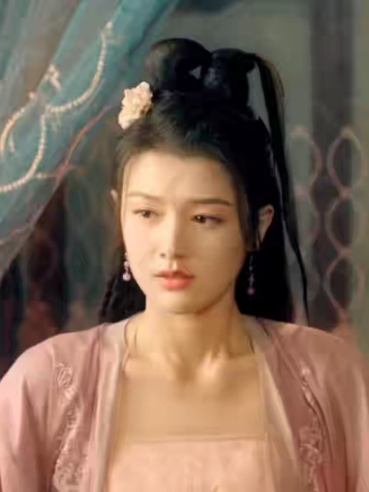 雲煙(玄幻甜寵劇《夜族公子小仙妻》中的角色) 雲煙(玄幻甜寵劇《夜族公子小仙妻》中的角色)