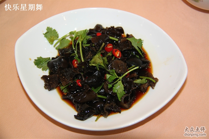 酸辣木耳絲 酸辣木耳絲