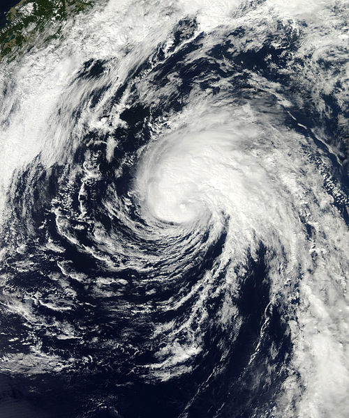 第22號熱帶風暴“聖帕”衛星雲圖