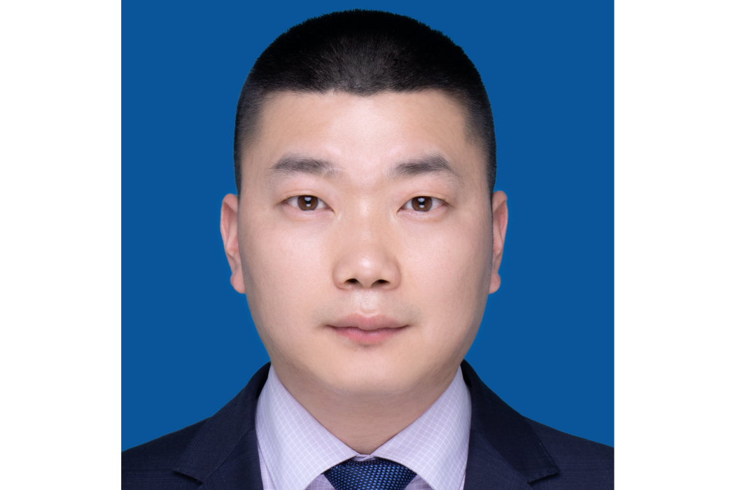 周煒(律師)