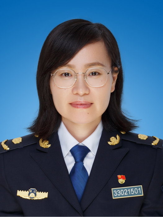 劉鴻雁(浙江省寧波市江北區綜合行政執法局原局長) 劉鴻雁(浙江省寧波市江北區綜合行政執法局原局長)