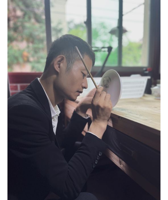 劉偉(江西省工藝美術師)