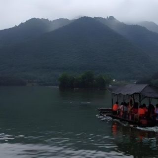 岩嶺湖 岩嶺湖