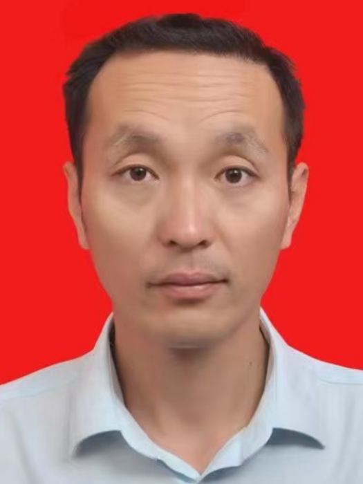 劉平(江西省撫州市資溪縣教育局黨委委員、資溪縣教育局副局長) 劉平(江西省撫州市資溪縣教育局黨委委員、資溪縣教育局副局長)