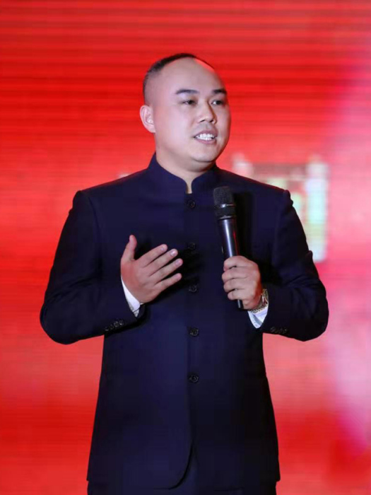 張致銘 張致銘