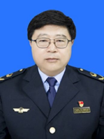 於常銘 於常銘