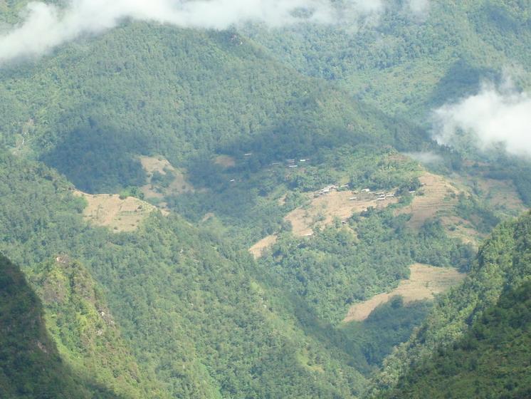 阿地馬底村 阿地馬底村