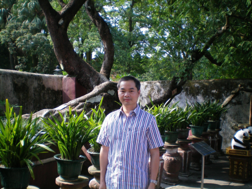 肖百龍(湖南大學金融與統計學院助理教授) 肖百龍(湖南大學金融與統計學院助理教授)