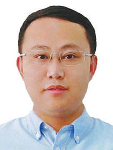 盧群林(青海省西寧市青年志願者協會理事長) 盧群林(青海省西寧市青年志願者協會理事長)