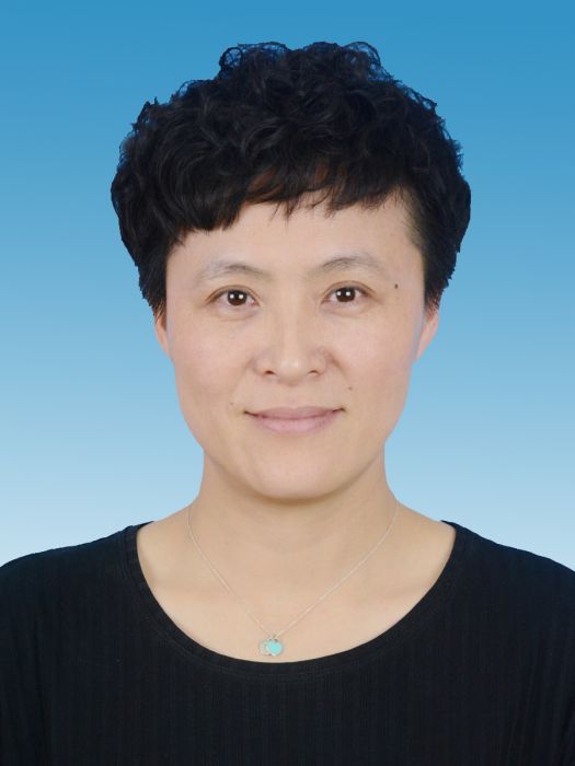 曾蓉(四川省成都市郫都區統計局黨組成員、副局長) 曾蓉(四川省成都市郫都區統計局黨組成員、副局長)