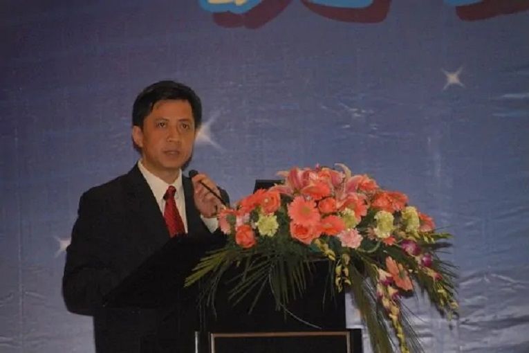 周燕斌 周燕斌