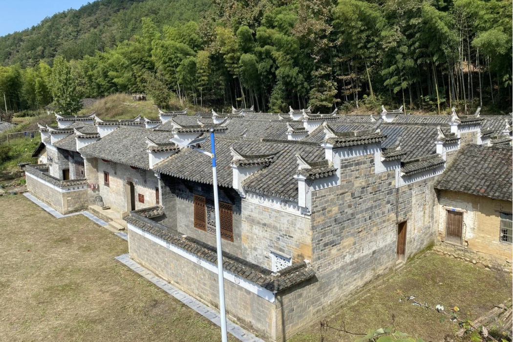 天橋村(安徽省安慶市太湖縣牛鎮鎮下轄村) 天橋村(安徽省安慶市太湖縣牛鎮鎮下轄村)