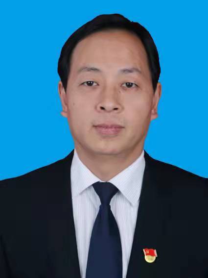 李海河(山東省東營市利津縣農業農村局黨組成員、縣農業綜合執法大隊大隊長) 李海河(山東省東營市利津縣農業農村局黨組成員、縣農業綜合執法大隊大隊長)