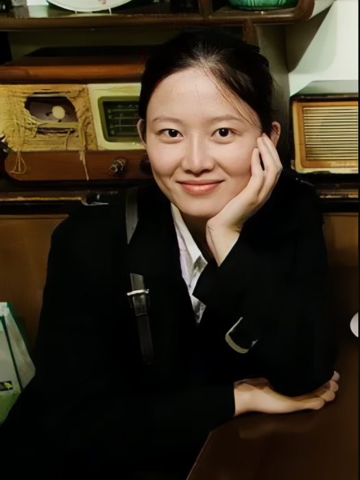 黃佳(中國影視編劇) 黃佳(中國影視編劇)