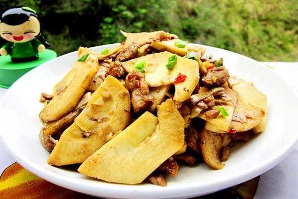 肉炒筍片 肉炒筍片