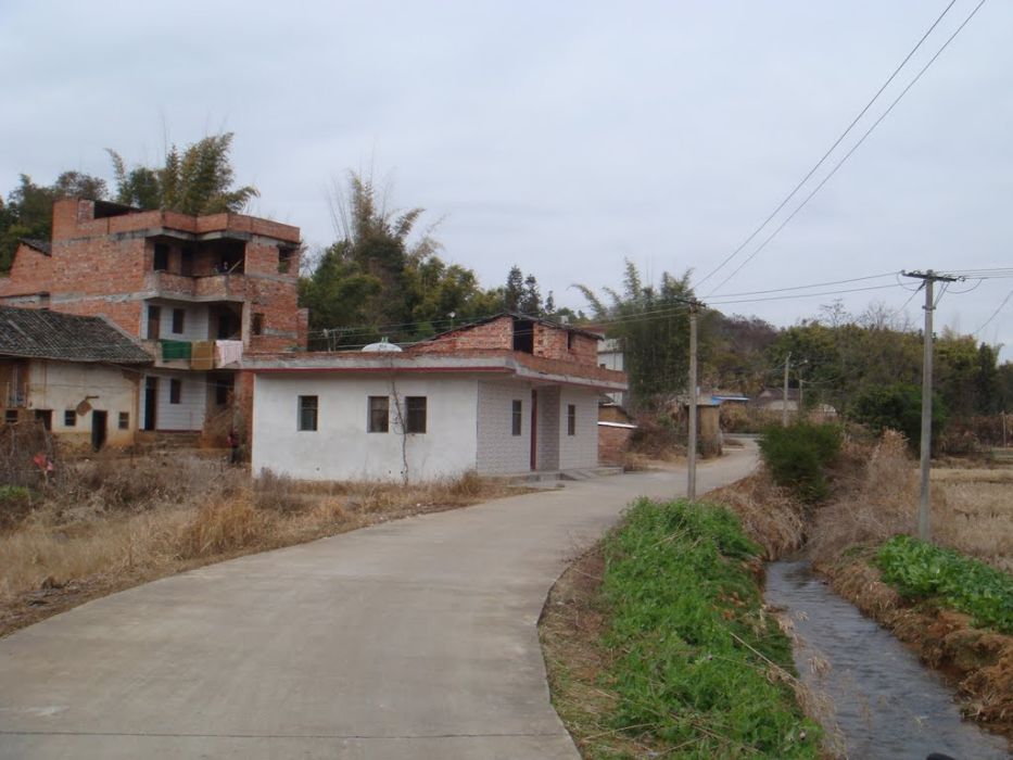 崇新村(貴州省鳳岡縣永安鎮崇新村) 崇新村(貴州省鳳岡縣永安鎮崇新村)