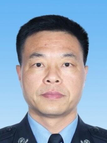 徐建軍(浙江省江山市公安局黨委委員、副局長) 徐建軍(浙江省江山市公安局黨委委員、副局長)