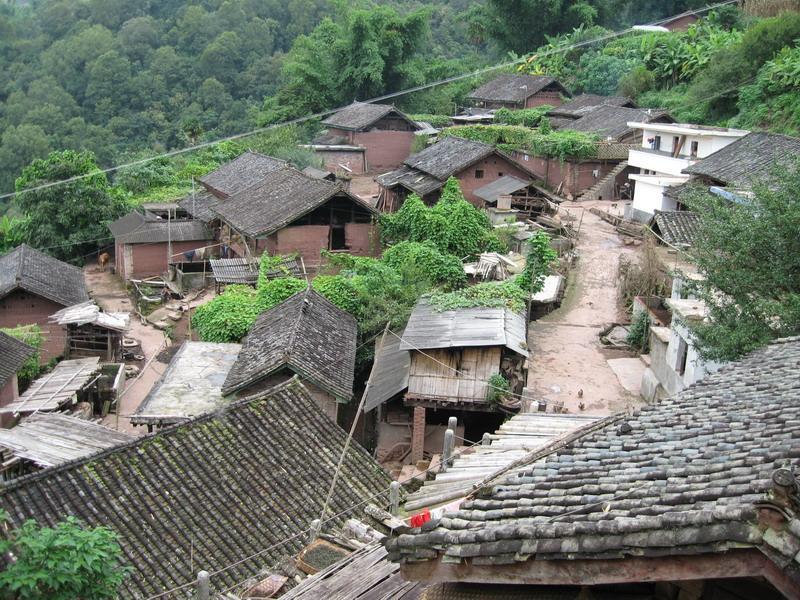 半邊村 半邊村