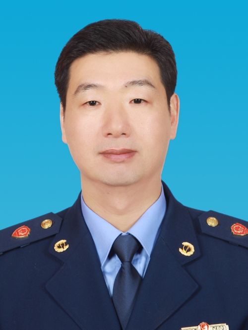 周明金(浙江省臨海市市場監督管理局黨委委員、兼任市委兩新工委副書記) 周明金(浙江省臨海市市場監督管理局黨委委員、兼任市委兩新工委副書記)