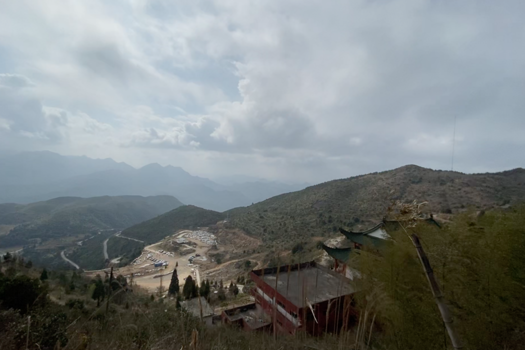 望州山