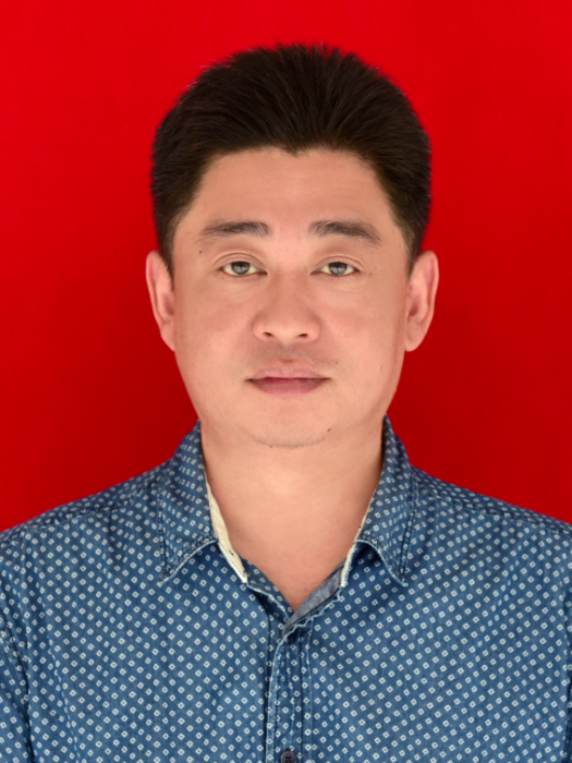 李起(浙江省湖州市德清縣不動產登記中心主任) 李起(浙江省湖州市德清縣不動產登記中心主任)