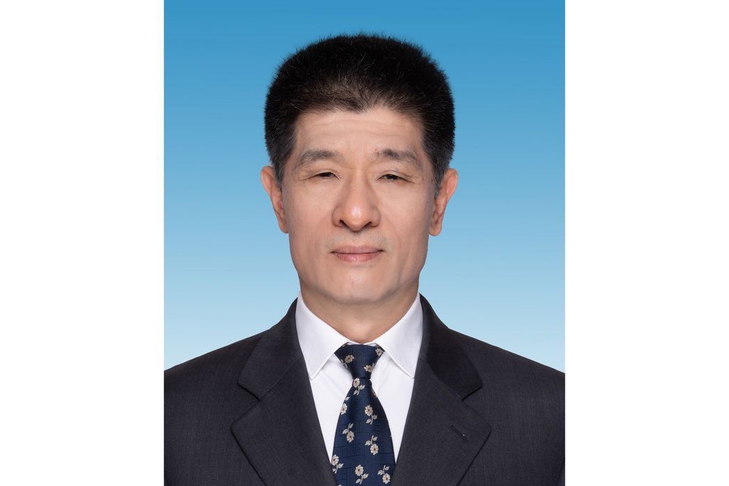 丁國春(山東省濟南市財政局黨組成員、總經濟師) 丁國春(山東省濟南市財政局黨組成員、總經濟師)