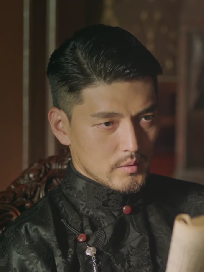 龍五(情景喜劇《歡笑老弄堂》中的角色) 龍五(情景喜劇《歡笑老弄堂》中的角色)