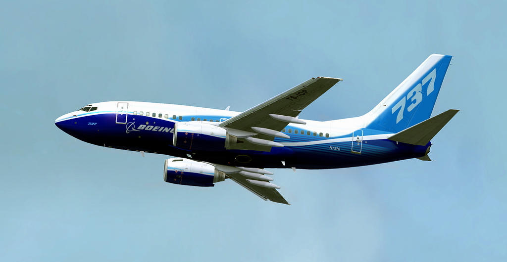 波音737-600