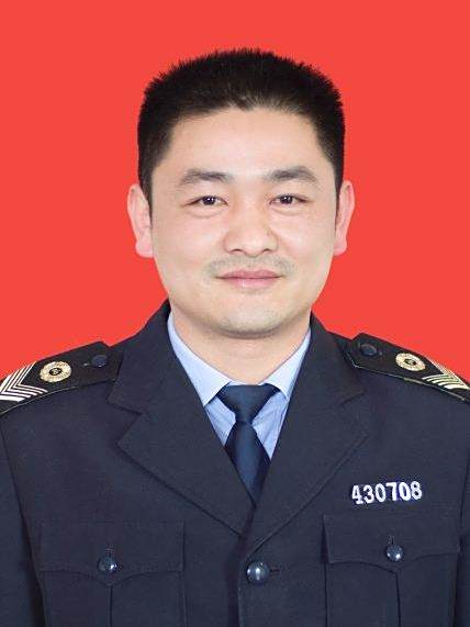 秦宏(嶽麓區衛生計生綜合監督執法局局長) 秦宏(嶽麓區衛生計生綜合監督執法局局長)