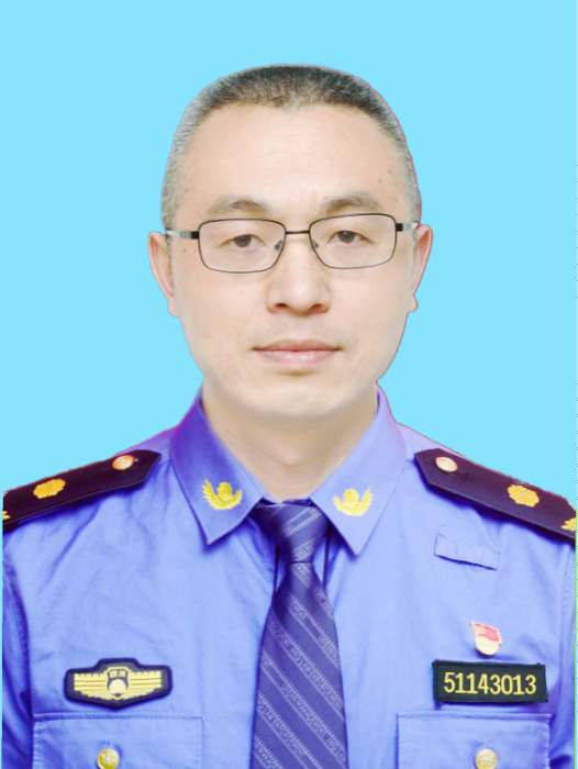 趙均(萬源市黨組成員、機關黨委書記) 趙均(萬源市黨組成員、機關黨委書記)