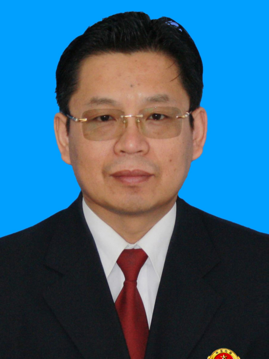 李楠(吉林省四平市鐵西區人民檢察院黨組成員) 李楠(吉林省四平市鐵西區人民檢察院黨組成員)