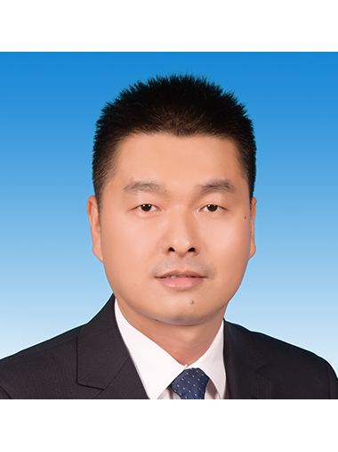 李鳴(新疆維吾爾自治區伊犁哈薩克自治州伊寧市副市長(掛職),新疆銀行公司業務管理部副總經理) 李鳴(新疆維吾爾自治區伊犁哈薩克自治州伊寧市副市長(掛職),新疆銀行公司業務管理部副總經理)