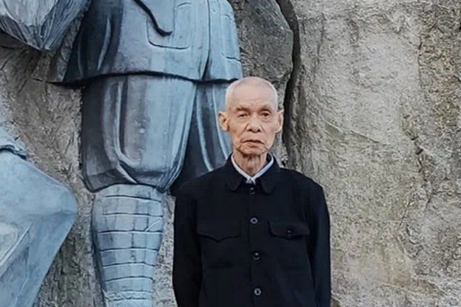楊克興(用退休金資助學生的爺爺) 楊克興(用退休金資助學生的爺爺)