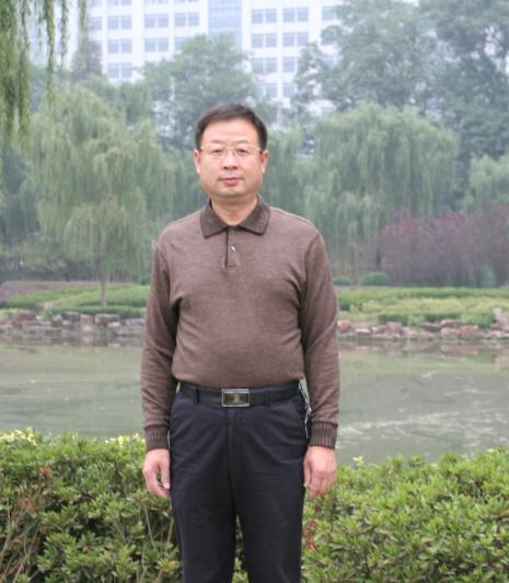 譚中明 譚中明