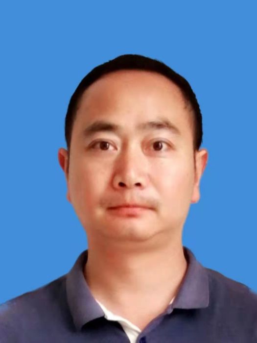 徐鵬(湖北省鹹寧市崇陽縣鄉村振興局黨組成員,副局長) 徐鵬(湖北省鹹寧市崇陽縣鄉村振興局黨組成員,副局長)