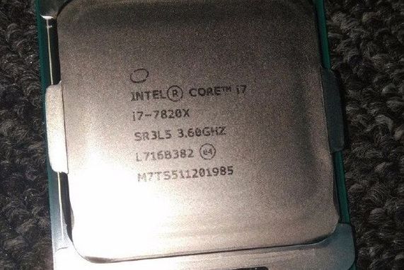 Intel 酷睿i7 7820X Intel 酷睿i7 7820X