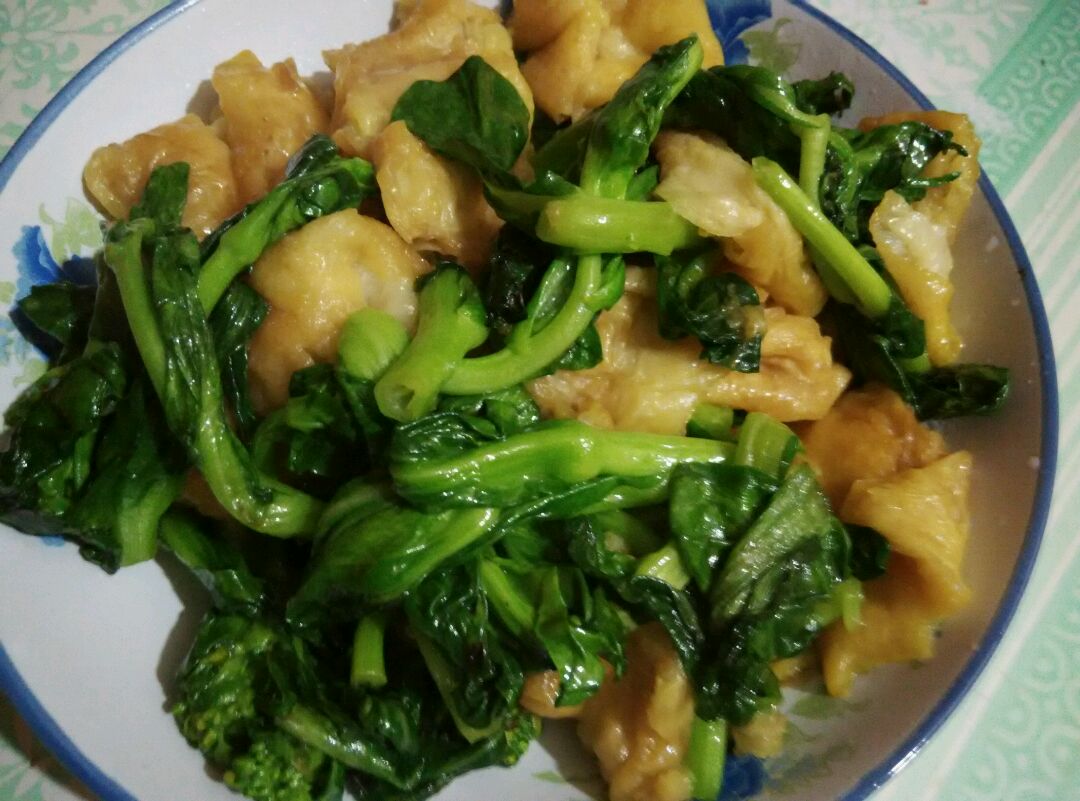 油麵筋炒青菜