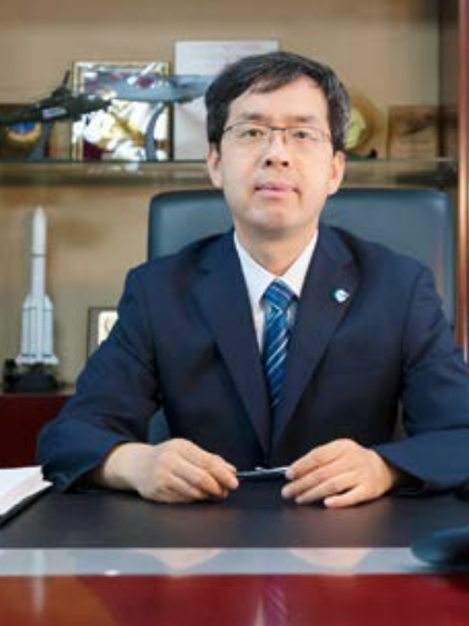 楊衛平(陝西航空電氣有限責任公司董事長、黨委書記) 楊衛平(陝西航空電氣有限責任公司董事長、黨委書記)