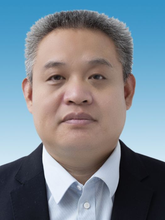 何立強(山東省濱州市陽信縣行政審批服務局黨組成員、副局長、三級主任科員) 何立強(山東省濱州市陽信縣行政審批服務局黨組成員、副局長、三級主任科員)