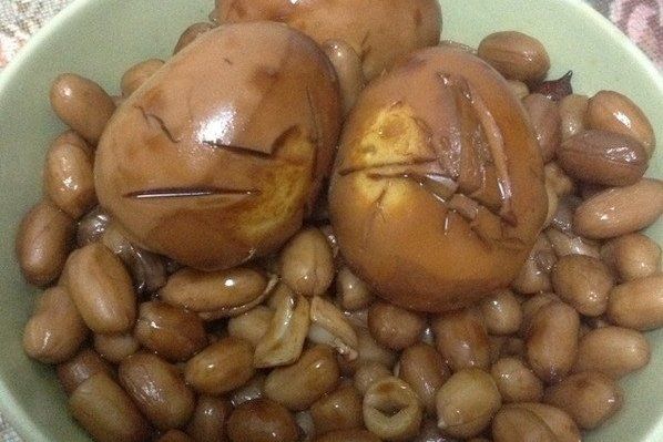 花生燜蛋 花生燜蛋