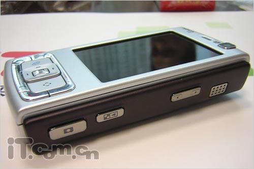 500萬像素諾基亞全能N95行貨大跌250