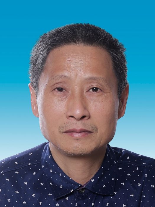 朱立新(江西省九江市德安縣司法局二級主任科員) 朱立新(江西省九江市德安縣司法局二級主任科員)
